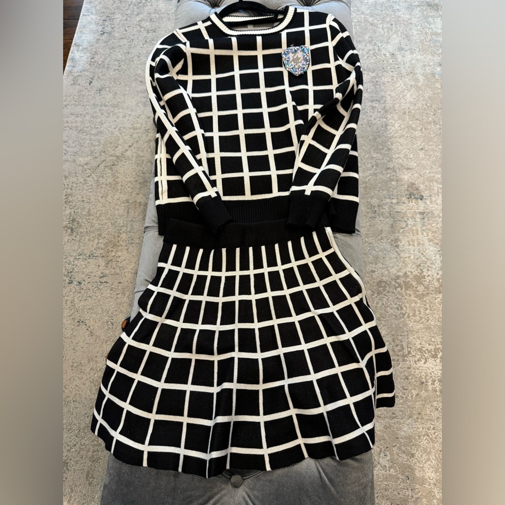 Two piece set